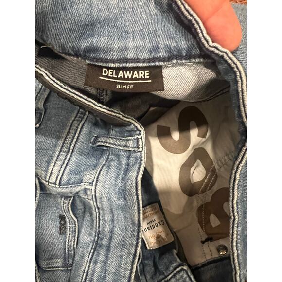 Men’s Boss Delaware Slim Fit Denim Jeans - Picture 6 of 8
